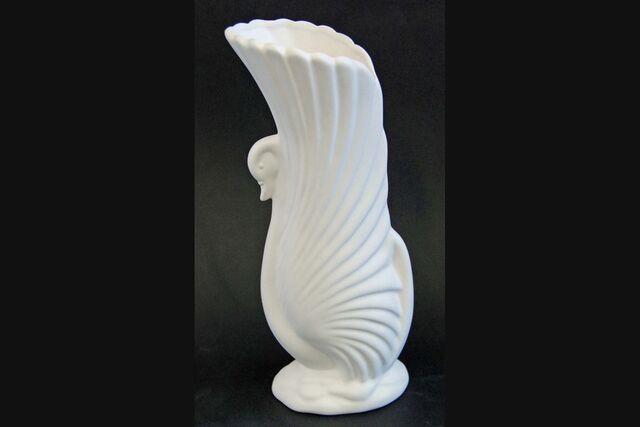Vase Tall Swan