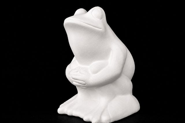 Frog Sitting